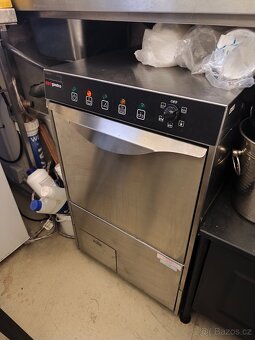 Predám Profesionálnu Gastro Umývačku Riadu GGM Gastro