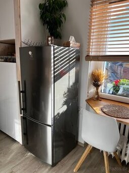 Kombinovaná lednice Elektrolux