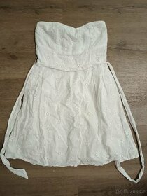 Bílé krajkové Šaty Bez Ramínek New Yorker