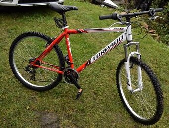 Horské jízdní kolo, odpružená vidlice