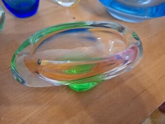 Popelnik hutní sklo 9