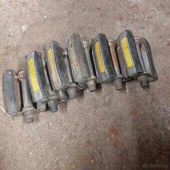 Babetta 210,207:;;:;,"