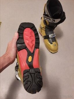 Prodám skialpové boty vel. 42