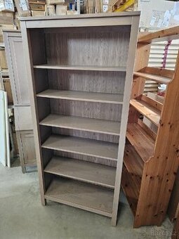 KNIHOVNA IKEA HEMNES...