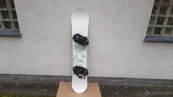 Kvalitní snowboard Light 166 cm