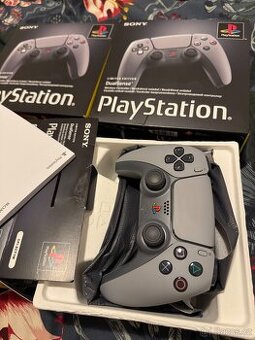 DualSense - 30th Anniversary Limited Edition