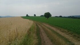 Pozemek Pitín pod plánovaným obchvatem - 1