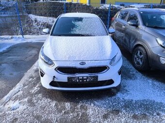 KIA CEE'D 1,6 CRDI 70 000 KM