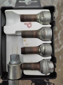 Prodám Sicustar 2 Sady bezpečnostních šroubů pro MB Sprinter