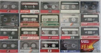 Kazety do magnetofonu.