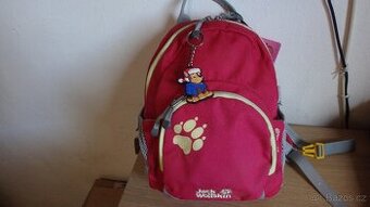 Čtyři krásné značkové dívčí batůžky