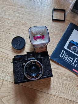 Lomograph Diana F+ Black Jack