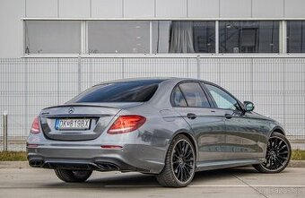 Mercedes-Benz E trieda Sedan Mercedes-AMG 43 4matic, 295kW