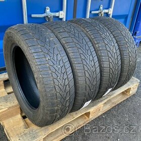 Zimní pneu 185/60 R15 84T Semperit 4-4,5mm
