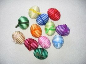 Velikonoční vajíčka, drátkovaná vejce