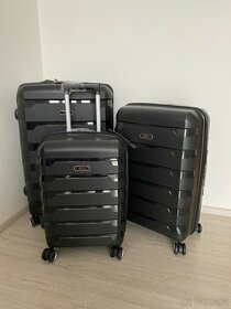 Kvalitní cestovní kufry jednotlivě nebo sada