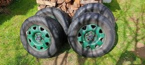 205/70 R15 Bridgestone, disky plecháče, Honda CR-V 1 - 1