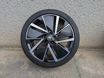 Letní Alu kola Vega Aero, Škoda Superb 3, 5x112 r19, 5mm