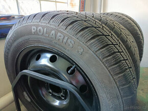 ČERNÉ DISKY NISSAN MICRA+zimní pneu 185/65R15 Barum Polaris