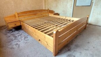 Manželská postel masiv180x200