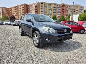 Toyota RAV4,2.2D-4D,100KW,4x4,NEMÁ DPF,BEZ KOROZE,R.V.2007