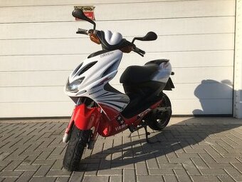 Yamaha aerox 50 R