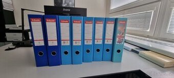 DARUJI 14 ks POŘADAČŮ ESSELTE