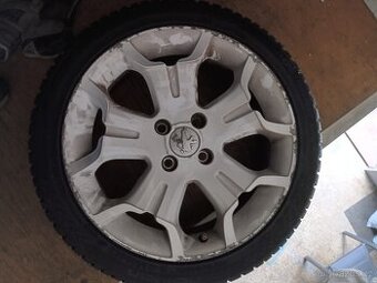 Zimní Pneu 205/45 R17