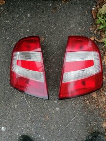 Světla Fabia 1