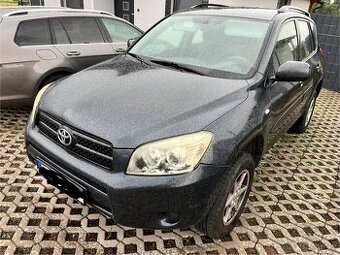Toyota Rav4 2.0i 112kW automat 4x4