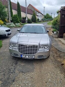 Prodám Chrysler 300C 3.5 V6