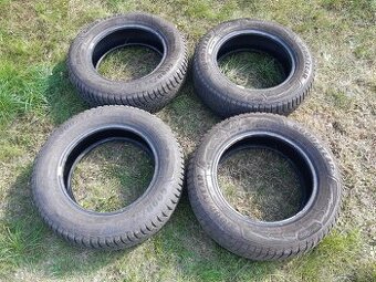 Sada (4ks) zimních pneum 195/65 R15