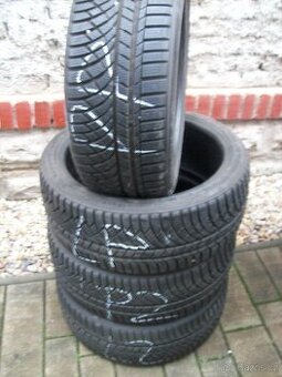 sada zimní pneu Octavia IV RS 225.40.19" 95%