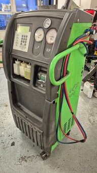 Plnička klimatizace Silver Futura