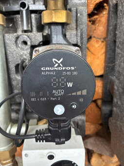 Oběhové čerpadlo Grundfos ALPHA2 25-60 180