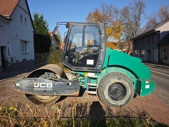 Tahačový válec - Válcový stroj JCB VM75 Vibromax