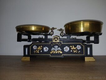 Staré váhy .Květiny.2