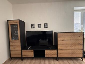 Obývací stěna Diamond + možnost přikoupení předsíňové stěny