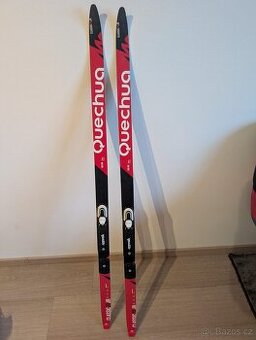 Dětské běžky 130 cm a boty 34 a 21,3 cm,vázání NNN,hůlky