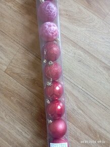 Prodáme vánoční baňky.Nepoužíváme.