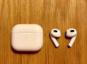 Apple AirPods (3. generace)