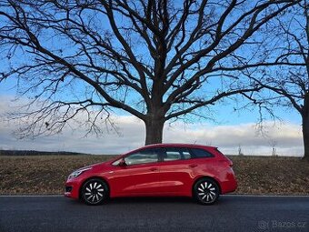 KIA CEED COMBI - KUP ČR - NAFTA - UDRŽOVANÝ - 2016