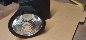 Bodová kloubová světla do lištového systému.