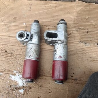 Jawa perak zadní kluzaky