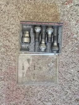 Bezpečnostní šrouby na kola