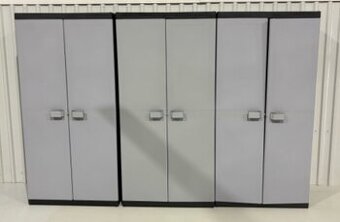 Prodáme 4 kusy zachovalých plastových skříní, odpočet DPH