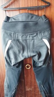 Nové kožené kalhoty motorku vel.52