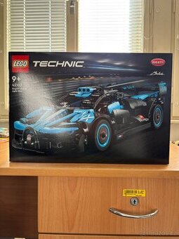 Lego Technic 42162 Bugatti Bolide Agile blue