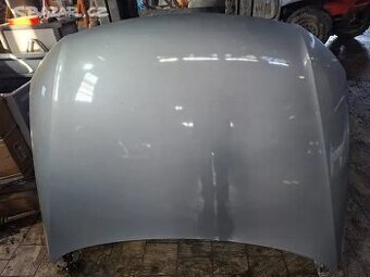 Kapota VW Passat B6 šedá