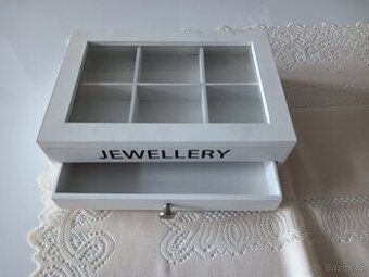 Dřevěná krabička se sklem, na čaj, šperky,...